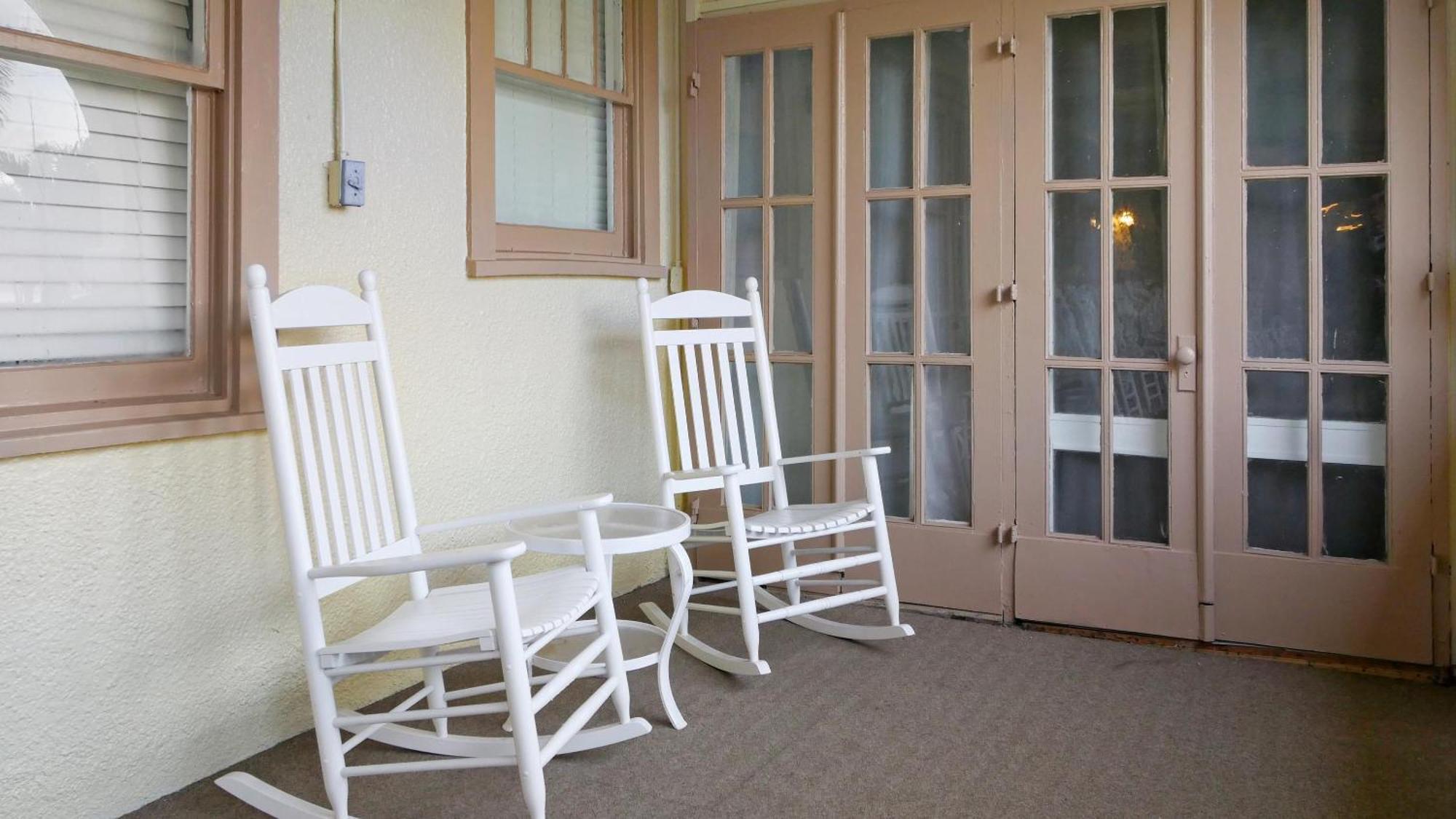 סיינט פיטרסברג Crystal Bay Historic Hotel מראה חיצוני תמונה