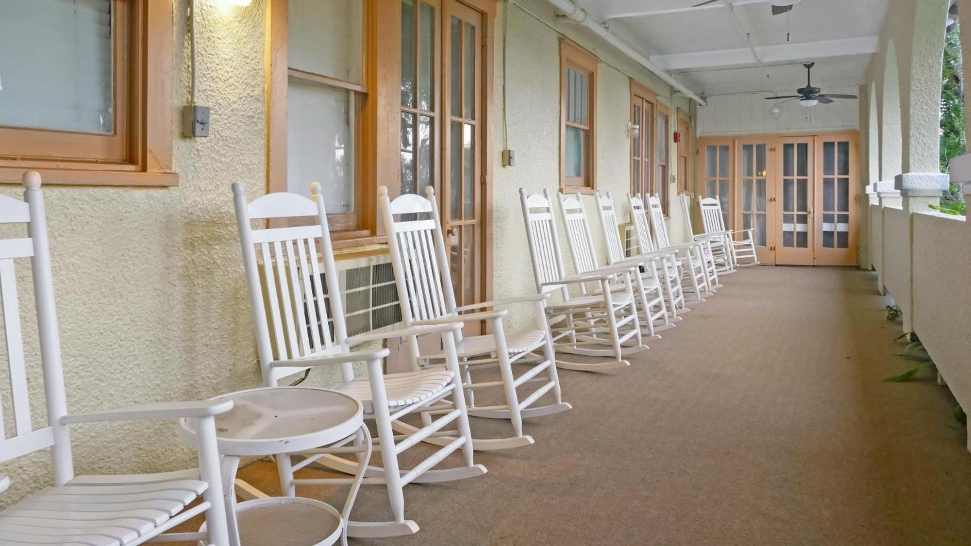סיינט פיטרסברג Crystal Bay Historic Hotel מראה חיצוני תמונה