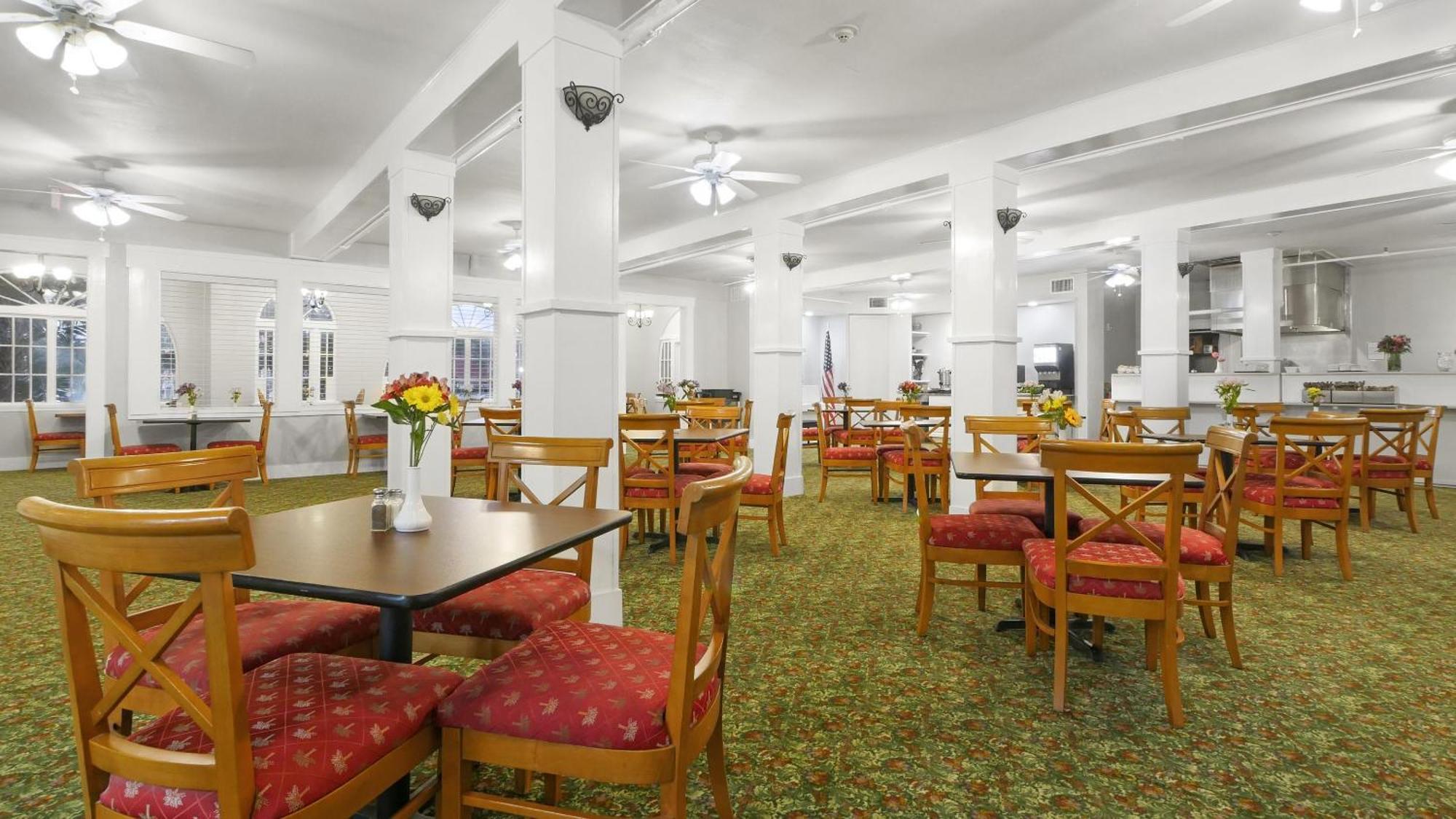 סיינט פיטרסברג Crystal Bay Historic Hotel מראה חיצוני תמונה