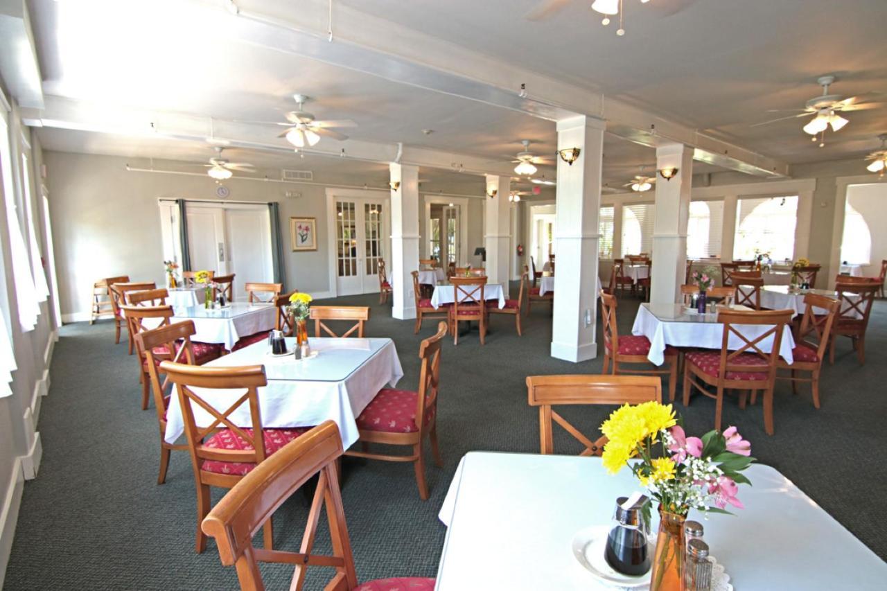 סיינט פיטרסברג Crystal Bay Historic Hotel מראה חיצוני תמונה